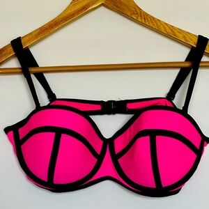KENDALL AND KYLIE - Bikini Set Top/Bottom - Hot Pink/Black - Women’s Large